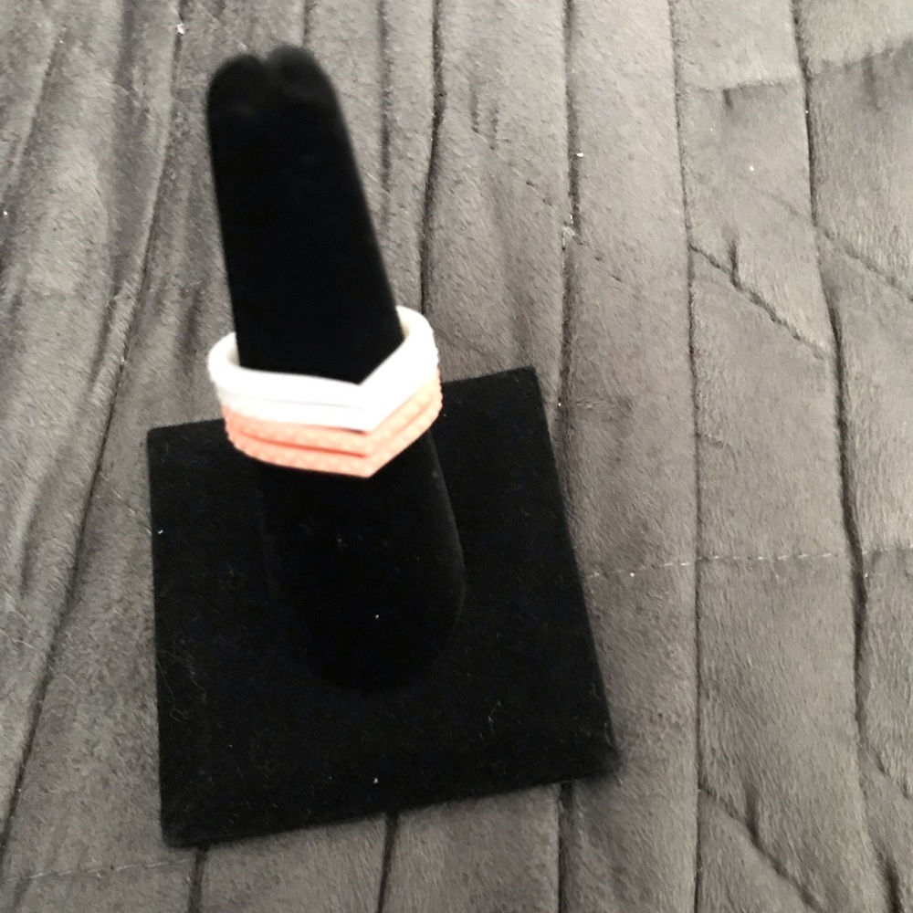 Silicone stackable rings